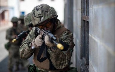 Украинские спецназовцы тренируются в Британии, чтобы вернуть к Рождеству оккупированный Крым