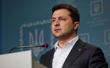 Зеленский объявил о разрыве дипотношений Украины с Россией