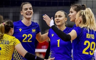 Женская сборная по волейболу одержала первую победу в отборе на Олимпиаду-2024