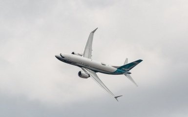 Boeing 737 MAX спроектирован клоунами и обезьянами: сеть шокировала переписка сотрудников компании