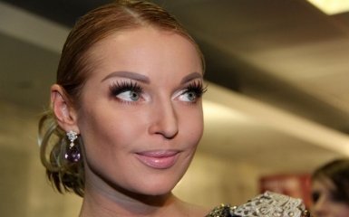 Волочкову підпалили і ледь загасили: з'явилися фото і відео