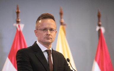 Hungary's MFA chief explains why Zelenskyy and Orbán's meeting is yet impossible
