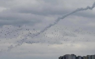 Армія РФ завдала ракетного удару по Кременчуку. Є загиблий та поранені