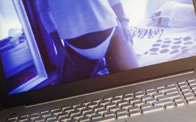 Крупнейший сайт "с клубничкой" перехитрил путинских чиновников: соцсети веселятся