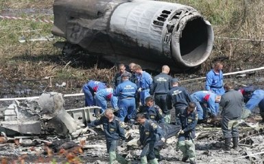 В России разбился пассажирский самолет, есть погибшие