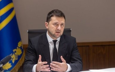 Зеленский провел экстренные переговоры с Меркель и Макроном