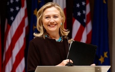 Президентская гонка в США: Клинтон победила с большим отрывом