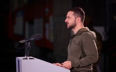 Ситуация на Донбассе и новая военная помощь США – главное из обращения Зеленского