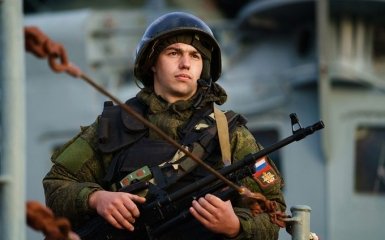 Військові злочини: Україна подала в суд на Росію за примушування кримчан служити в російській армії