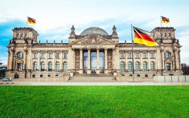 В Німеччині розповіли, що допоможе налагодити відносини ЄС та США