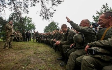 Порошенко озвучив вражаюче число терактів, яким запобігли в Україні