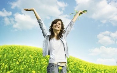 Ученые рассказали, как можно купить счастье за деньги