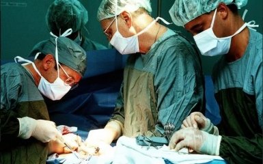 В Украине впервые провели трансплантацию сердца ребенку