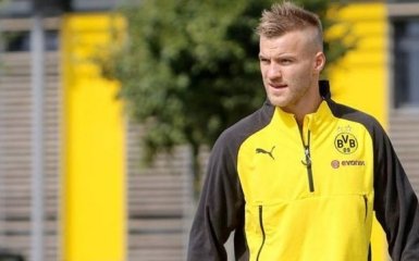 Из-за травмы Ярмоленко будет ходит на костылях