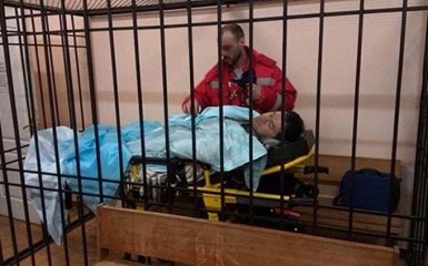 Спить малюк: соцмережі насмішило фото Насірова в суді