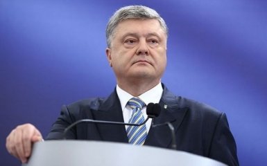 Порошенко анонсував важливі переговори з Меркель