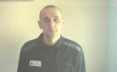 Его пытаются переломить: в российской колонии заставляют Сенцова отказаться от голодовки