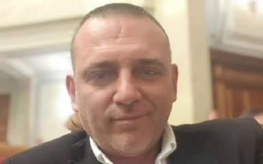 Член команды Зеленского оказался в базе Миротворца - известна причина