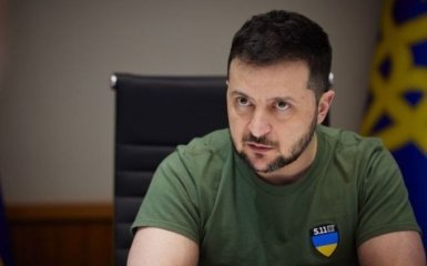 Макрон пропонував Україні поступитися суверенітетом заради Путіна — Зеленський