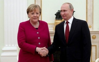 Німеччина не підтримує: Меркель жорстко розкритикувала США за санкції проти Росії