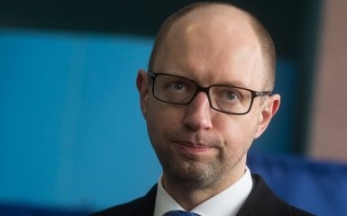 В Раде собирают подписи за отставку Яценюка: появились фото