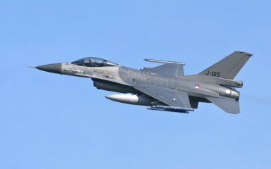 "Деликатные" F-16 будет трудно приспособить к Украине — Politico