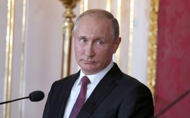 У Кремлі відреагували на зізнання Джонсона щодо погроз Путіна