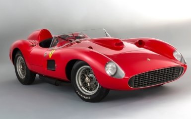 Одна з найдорожчих машин у історії продана на аукціоні в Парижі