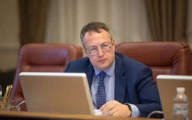Покидьок відповість — у Авакова відреагували на побиття дівчини в Харкові