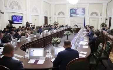 Депутати закликали Зеленського терміново скликати РНБО: що сталося