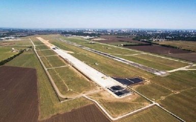 Армія РФ вдарила по міжнародному аеропорту "Одеса"