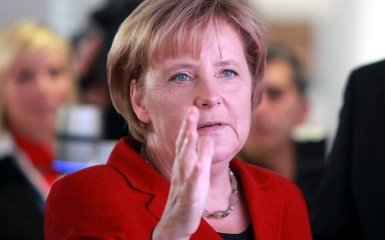 Меркель: Німеччина збільшує витрати на оборону через Путіна