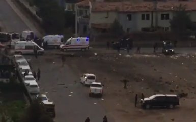 Новий теракт в Турції: 7 загиблих, десятки поранених, опубліковані фото і відео