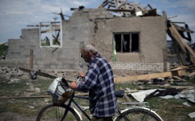Чиновники-амебы и огромные откаты: переселенец прояснил большую проблему в Украине