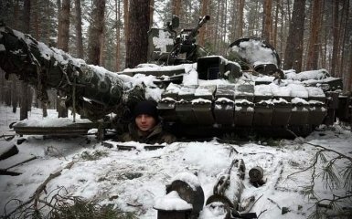 Українські військові готуються відбивати можливий наступ армії РФ в районі Кремінної