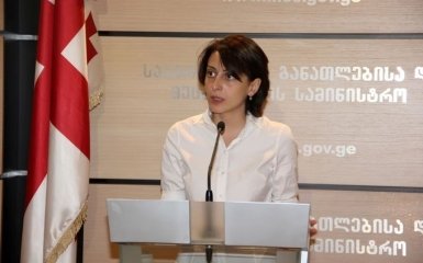Экс-глава Нацполиции Украины вернула гражданство Грузии - СМИ