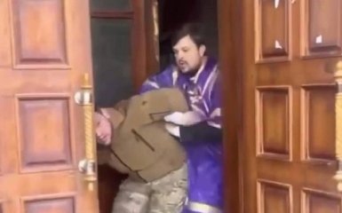 Избил военного в Хмельницком. Полиция объявила в розыск священника УПЦ МП