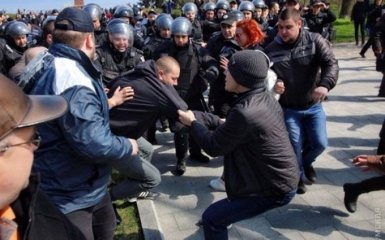 Три кримінальні статті: у поліції розповіли про розслідування заворушень в Одесі