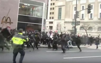 Зіткнення в США: з'явилися відео та драматичні подробиці