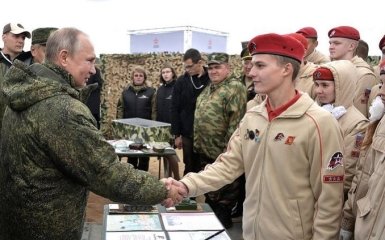 Покоління Путіна. Як Росія змушує мільйони дітей вступати в Юнармію — The Times
