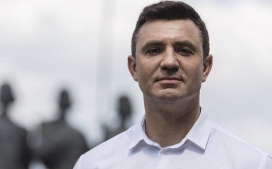 Разумков резко отреагировал на скандал из-за вечеринки "слуги народа" Тищенко