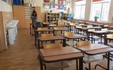 У Києві знову "замінували" всі середні школи та коледжі