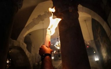 Схождение Благодатного огня в Иерусалиме - прямая трансляция