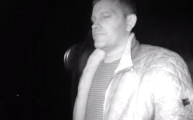 П'яний водій напав на патрульного: з'явилося відео