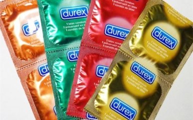 У Росії заборонили британські презервативи: соцмережі збудилися