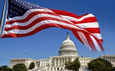 У США вирішили зв'язати Трампу руки щодо Росії