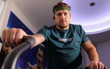 Промоутер ответил насчет опции реванша в контракте Усика и Джошуа