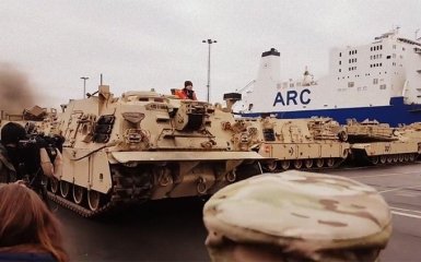 До Польщі прибув перший американський танк: з'явилося фото