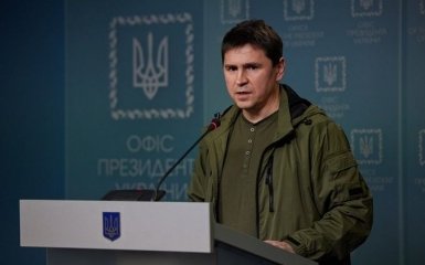 Подоляк анонсував посилення "демілітаризації" прикордонних районів РФ