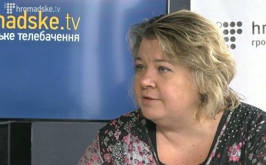 Скандал с налогом на посылки: всплыли интересные детали о "защитнице"